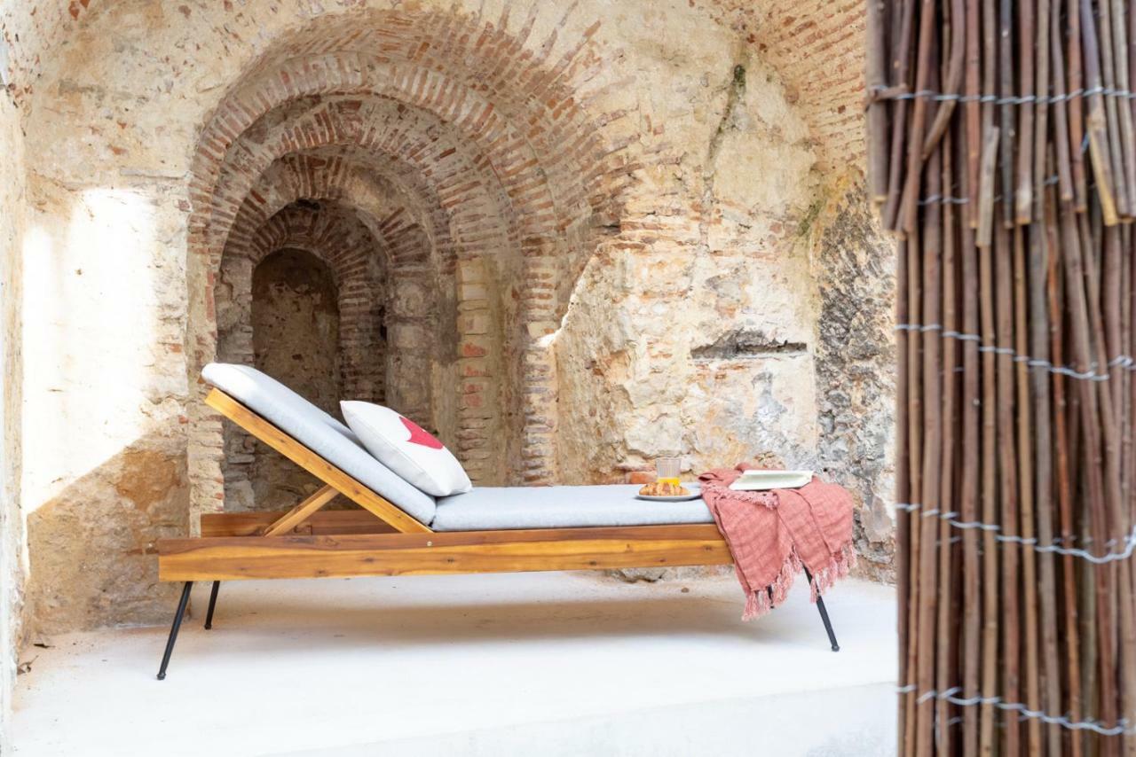 Archi-Pelago Alfama Design Suites Guesthouse, Lisbon